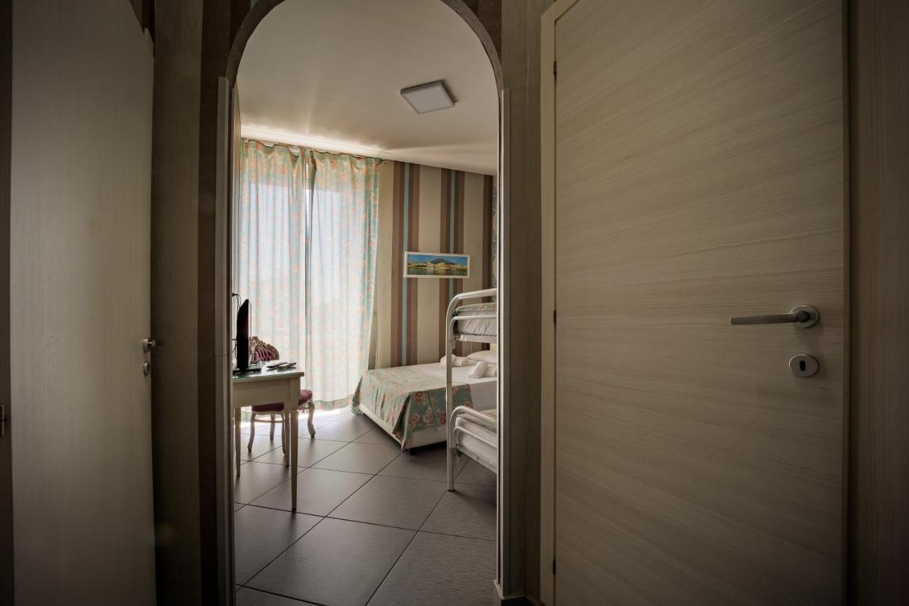 Hotel New Sayonara Napoli Exterior foto